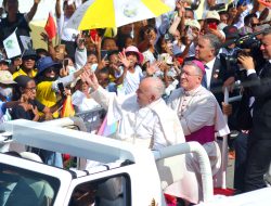 Homilia Sua Santidade Papa Francisco ba sarani sira iha TImor-Leste
